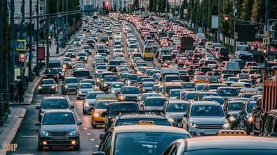  بافت تاریخی و کهن بروجرد در محاصره ترافیک شهری