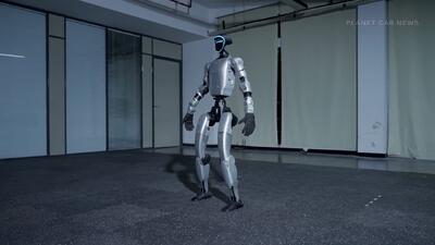  رونمایی چین از ربات کونگ‌فوکار + فیلم