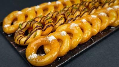  اولین نفر آموزش این دونات ترد و حرفه ای رو اونم به سبک کارگاهی یاد بگیر طرز تهیه دونات شربتی!