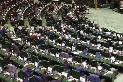  ابلاغ دو قانون مهم توسط پزشکیان | اقتصاد24