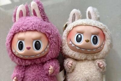  سود ۱۰۰ میلیاردی فروشندگان عروسک لبوبو تقلبی در ایران | اقتصاد24