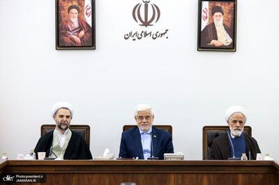  عارف: تأمین کالاهای اساسی و ذخایر راهبردی کشور در اولویت دولت است/ تخصیص ارز به‌موقع انجام شود