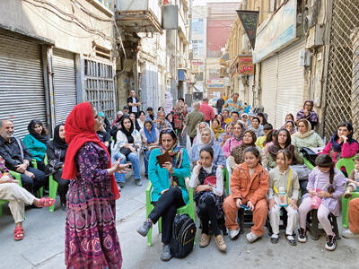  دیپلماسی با شعرخوانی