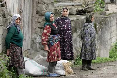 به مناسبت یک روز جهانی/ زنان روستایی موتور توسعه پایدار کشور هستند