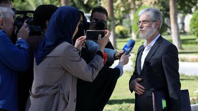  سیمایی صراف: تلاش کنیم ارتباطمان با نخبگانی که مهاجرت کرده‌اند قطع نشود