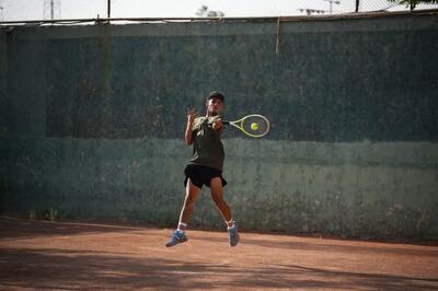  حضور تنیسور جوان قمی در مسابقات بین‌المللی الجزایر