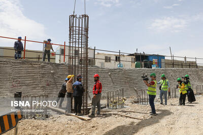  مصلی نماز جمعه ابهر کماکان نیمه تمام است