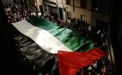  درگیری پلیس ایتالیا با حامیان فلسطین/ هواداران ایتالیایی هنگام پخش سرود اسرائیل، هو کردند/ ویدئو