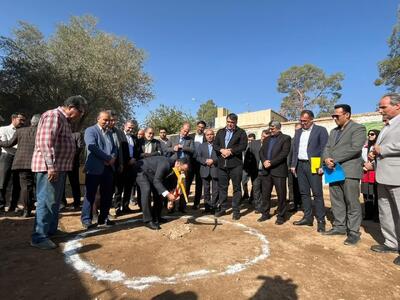  کلنگ احداث یک مدرسه در سمنان بر زمین خورد