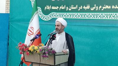  امام جمعه ایلام:نماز جمعه سپر فرهنگی در برابر جنگ نرم دشمنان است