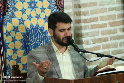  برگزاری مراسم هفتگی هیئت آئین حسینی با نوای میثم مطیعی