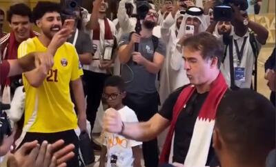 رقص جولین لوپتگی سرمربی قطر پس از صعود این تیم به جام جهانی ۲۰۲۶ - پارس فوتبال