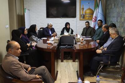  توسعه صنایع دستی خراسان رضوی باید مبتنی بر توزیع و عرضه باشد