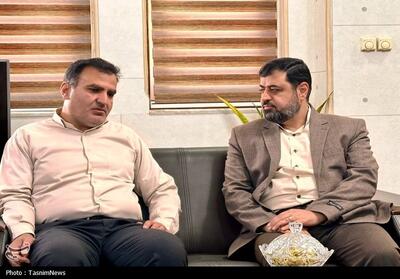 فرماندار کاشان: نقد رسانه‌ها را با آغوش باز برای توسعه منطقه می‌پذیر‌م - تسنیم