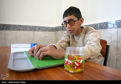  وقتی انسانیت در دل نابینایان تابیده می‌شود/ وقتی نابینایی محدودیت نیست - تسنیم