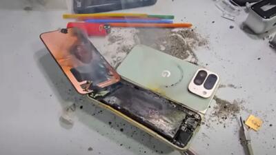  انفجار گوشی تاشوی Pixel 10 Pro Fold گوگل در تست مقاومت JerryRigEverything + ویدیو