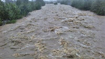  از تردد در حریم رودخانه‌ها خودداری کنید