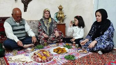 آلبالوپلو با مرغ؛ طعم اصیل روستاهای ایران در یک ظرف (فیلم)