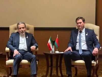  دیدار عراقچی با وزیر امور خارجه بلاروس/همکاری اقتصادی و دیپلماتیک تقویت می‌شود