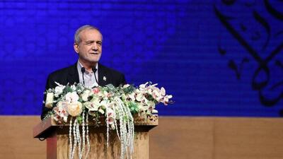  فیلم/ سخنرانی رئیس‌جمهور پزشکیان در مراسم افتتاحیه مسابقات ملی مهارت ایران (اصفهان)