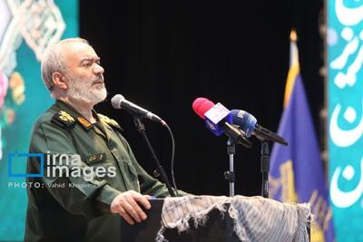 سردار فدوی: ایمان و معنویت نقطه برتری ایران بر دشمنان است
