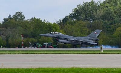  کشف صدها سند محرمانه نظامی در محل دفن زباله در لهستان