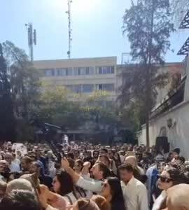  پخش سرود فیلم ای ایران در مراسم تشییع پیکر ناصر تقوایی