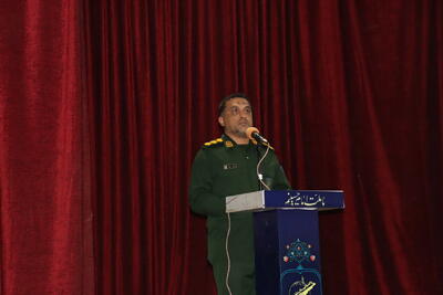  فرمانده سپاه دیر: حافظان قرآن الگوی رفتاری در جامعه هستند