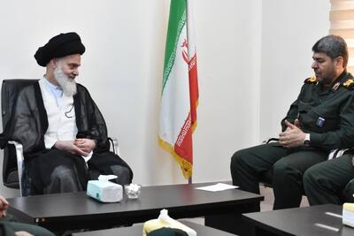  حسینی بوشهری: بهبود حقوق و معیشت نیروهای مسلح در دستور کار باشد