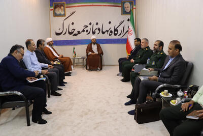  امام جمعه خارگ: دشمنان نوجوان ایرانی را هدف گرفته‌اند