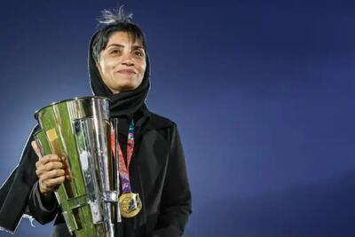 خاتون تمام قصه‌های فوتبال زنان - پارس فوتبال