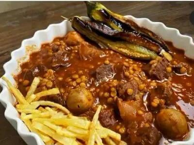  طرز تهیه قیمه بادمجون یا سیب زمینی