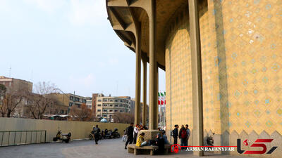 صندلی‌های طلایی تئاتر؛ مرگ تدریجی هنر مردمی