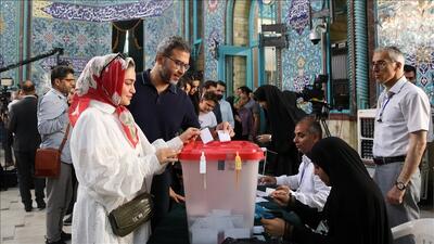 وزیر کشور: برای نخستین‌بار، انتخابات شوراها فقط در تهران به‌صورت تناسبی برگزار خواهد شد/ در انتخابات تناسبی،مردم به لیست احزاب رای می‌دهند