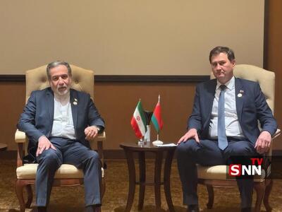  دیدار عراقچی با ماکسیم ریژنکوف در حاشیه اجلاس جنبش عدم تعهد
