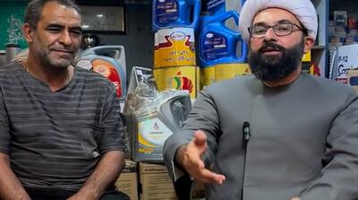 پیرمردی که روزی ده آخوند را خفت می‌کرد!