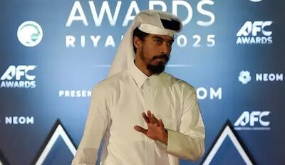  سخنان عجیب اکرم عفیف پیش از آغاز مراسم برترین‌های سال آسیا؛ کسب جایزه را به سالم الدوساری تبریک می‌گویم!