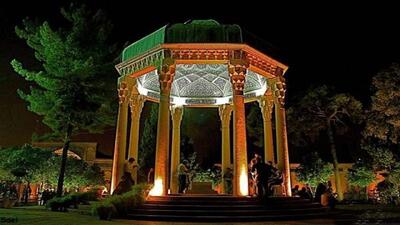  حال و هوای حافظیه شیراز در روز بزرگداشت