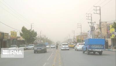 غبار رقیق آسمان همدان را فرا می گیرد