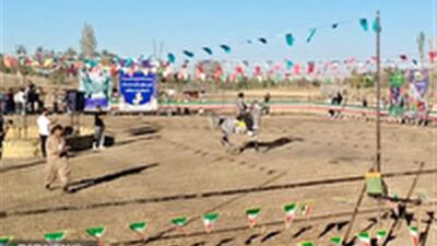  نمایش اسب اصیل نژاد کرد در قروه