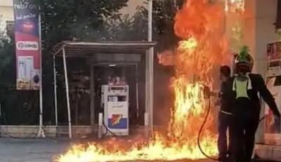  کارگر عاشق‌پیشه پمپ بنزین را به آتش کشید