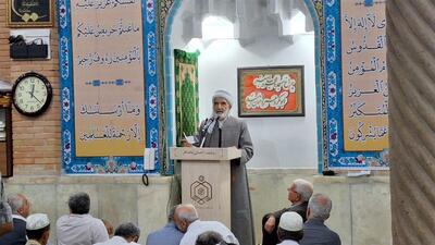  امام جمعه سنندج خواستار اقدام عملی دولت برای رفع مشکلات معیشتی مردم شد