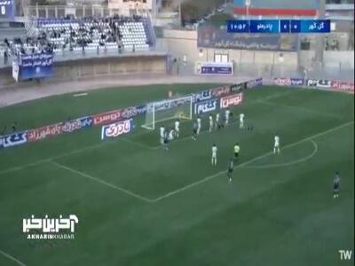  گل اول گل‌گهر به چادرملو توسط آرمان اکوان در دقیقه 11
