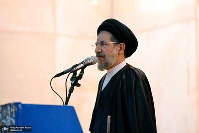  ابوترابی، خطیب نماز جمعه تهران: امروز شاهد تقابل اردوگاه استکبار و کفر با مدافعان عدالت، انسانیت و صلح هستیم