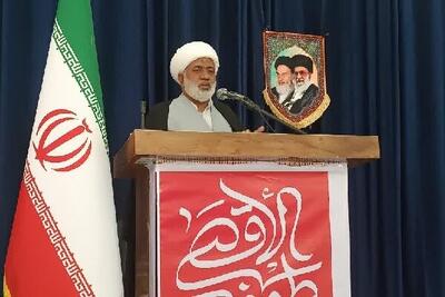  غلامی : بشاگرد همچنان بدون استخر و سالن‌های استاندارد است