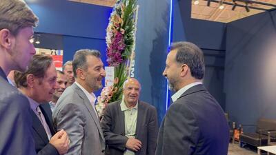  حضور رییس هیات عامل ایمیدرو در غرفه چادرملو در نمایشگاه متافو تبریز