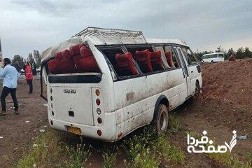 سقوط مرگبار مینی‌بوس به دره