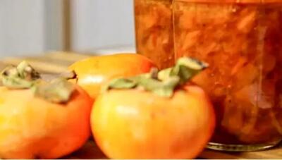  طرز تهیه ترشی لیته خرمالو چاشنی مجلسی پاییز