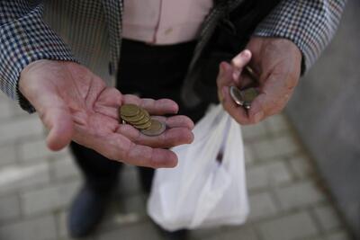  یوروستات: ۲۱ درصد از جمعیت اتحادیه اروپا در سال ۲۰۲۴ در معرض خطر فقر و محرومیت اجتماعی قرار داشتند | شفقنا، آخرین اخبار ایران و جهان