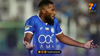 نازون در باشگاه استقلال جنجال کرد و 100 هزار دلار گرفت